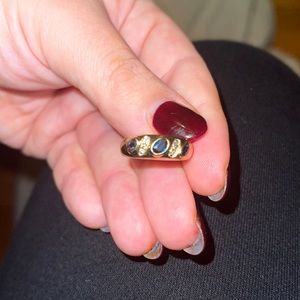 18k yellow gold sapphire and diamond ring